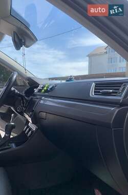 Універсал Skoda Superb 2016 в 