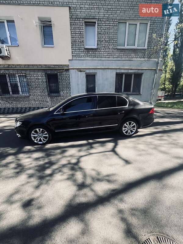 Лифтбек Skoda Superb 2008 в Борзне