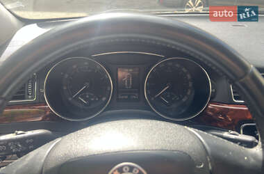 Лифтбек Skoda Superb 2013 в 