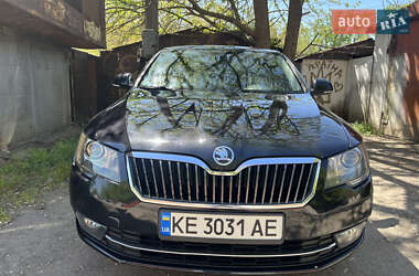 Лифтбек Skoda Superb 2014 в Кривом Роге