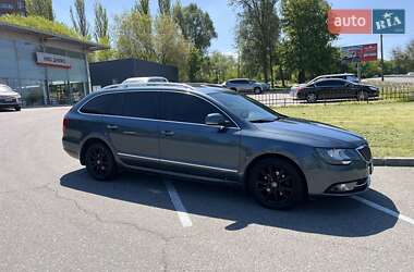 Универсал Skoda Superb 2013 в 