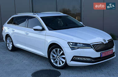 Универсал Skoda Superb 2020 в Тернополе