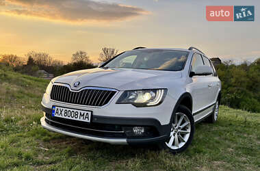 Універсал Skoda Superb 2015 в 