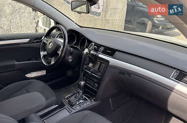Універсал Skoda Superb 2015 в 