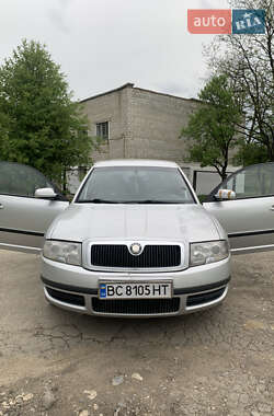 Лифтбек Skoda Superb 2004 в Бориславе