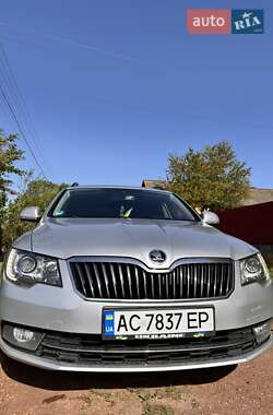 Универсал Skoda Superb 2014 в 