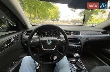 Универсал Skoda Superb 2012 в 