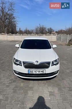 Ліфтбек Skoda Superb 2013 в Кривому Розі