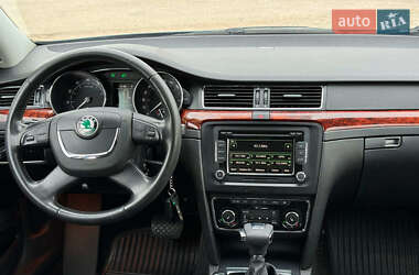 Лифтбек Skoda Superb 2009 в 