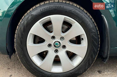 Лифтбек Skoda Superb 2009 в 