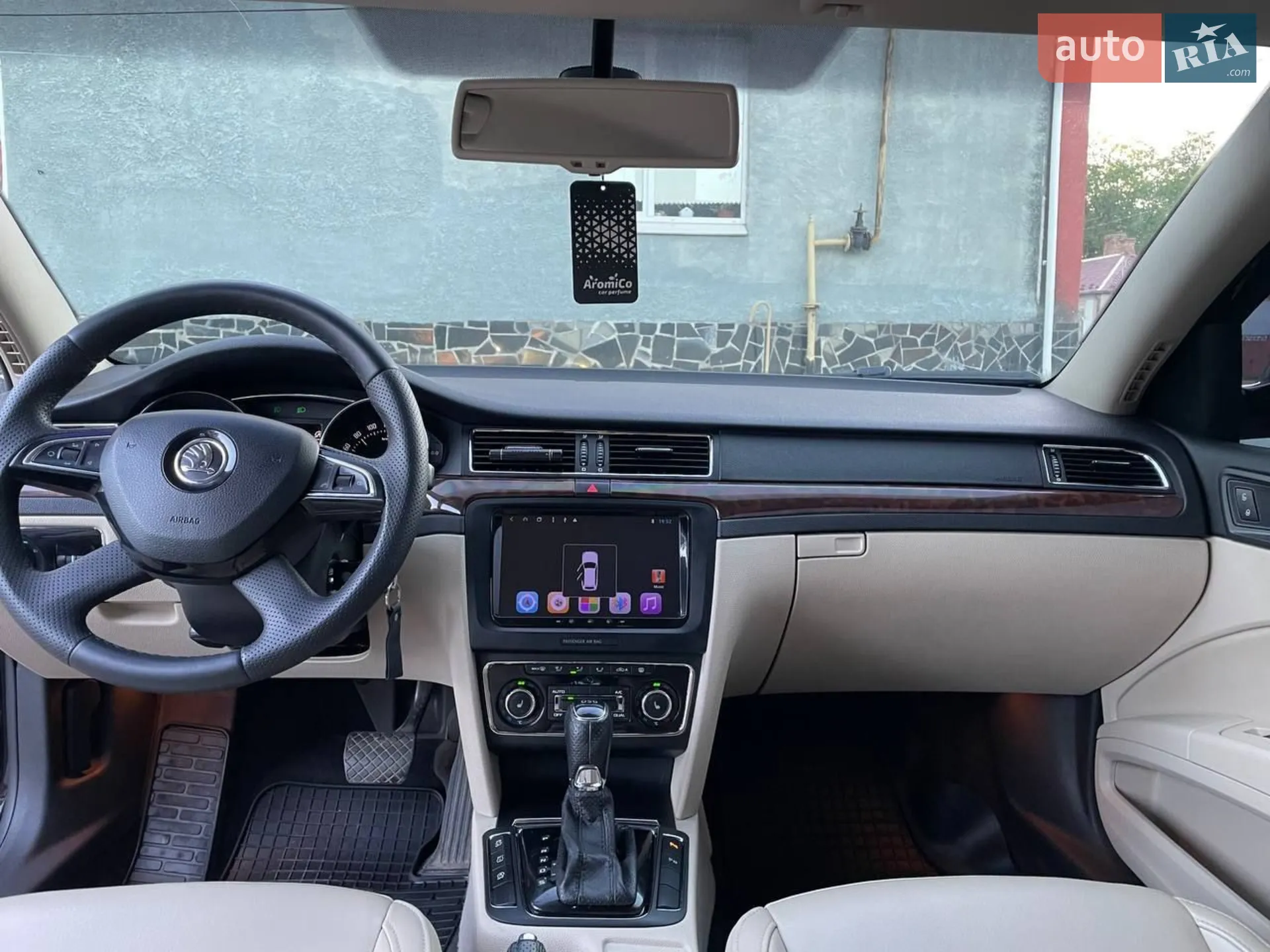 2013 Skoda Superb - мініатюра 10