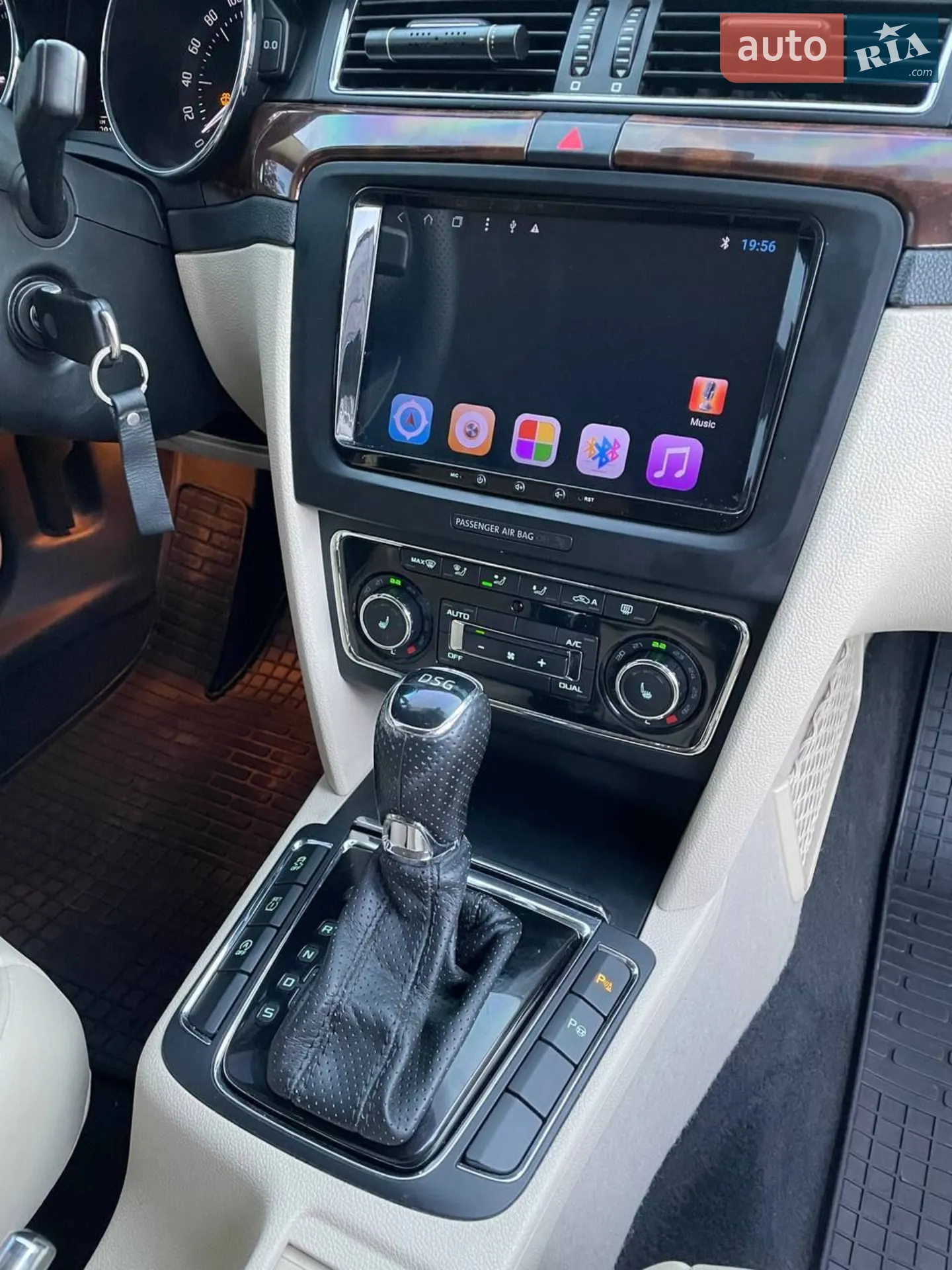 2013 Skoda Superb - мініатюра 12