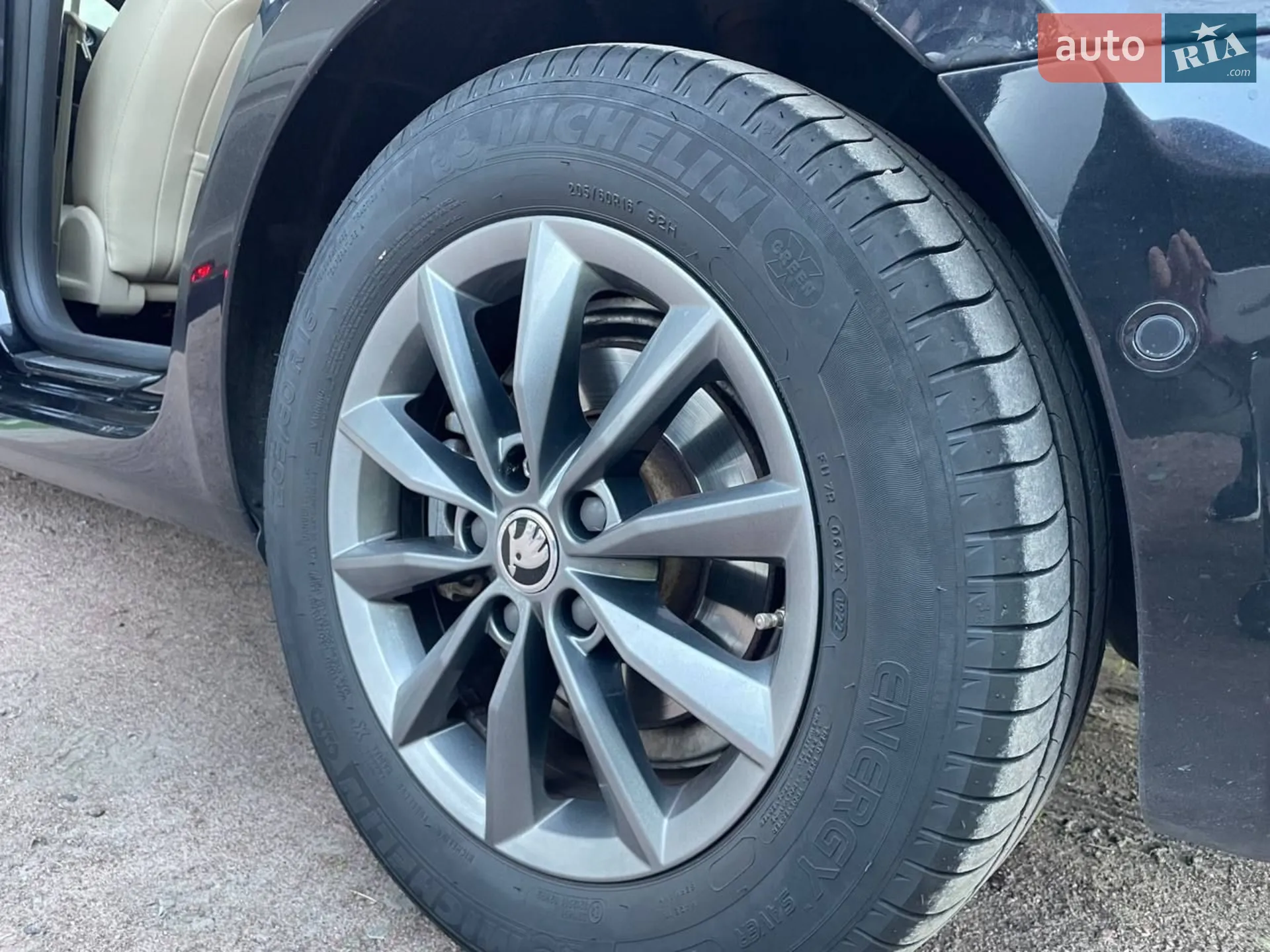 2013 Skoda Superb - мініатюра 38