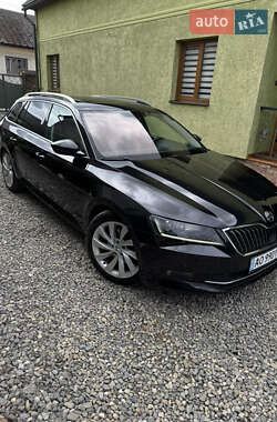 Универсал Skoda Superb 2017 в Тячеве