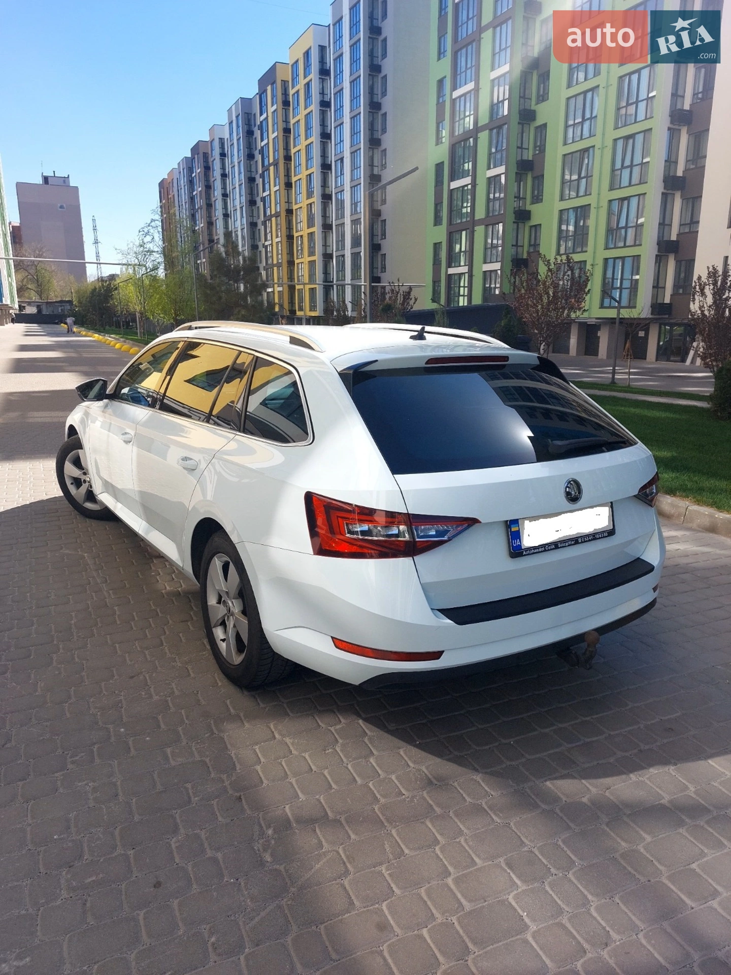 2016 Skoda Superb - мініатюра 4