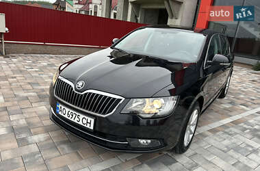 Ліфтбек Skoda Superb 2015 в 