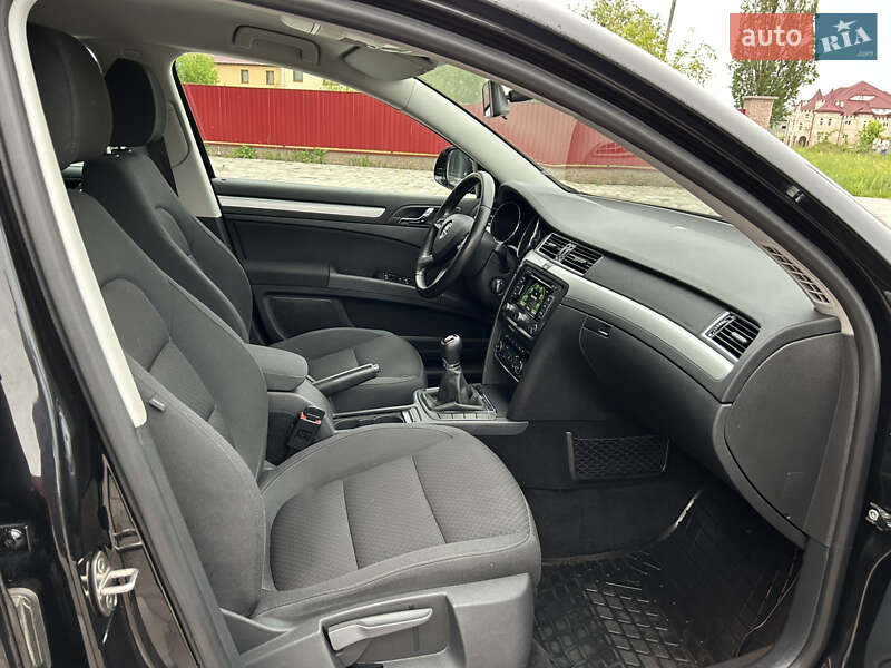 Лифтбек Skoda Superb 2015 в Тячеве фото 37 Лифтбек Skoda Superb 2015 в Тячеве