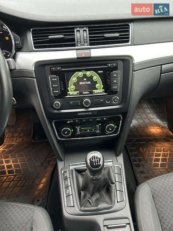 Лифтбек Skoda Superb 2015 в Тячеве фото 52 Лифтбек Skoda Superb 2015 в Тячеве