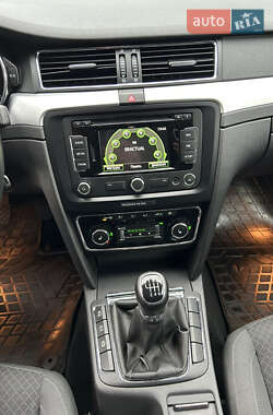 Ліфтбек Skoda Superb 2015 в 