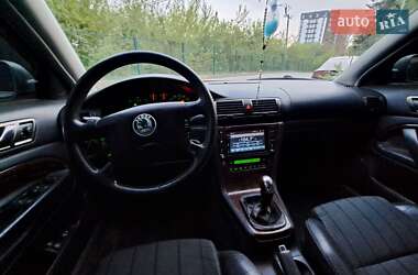 Лифтбек Skoda Superb 2003 в 