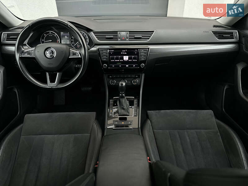 Лифтбек Skoda Superb 2016 в Ужгороде