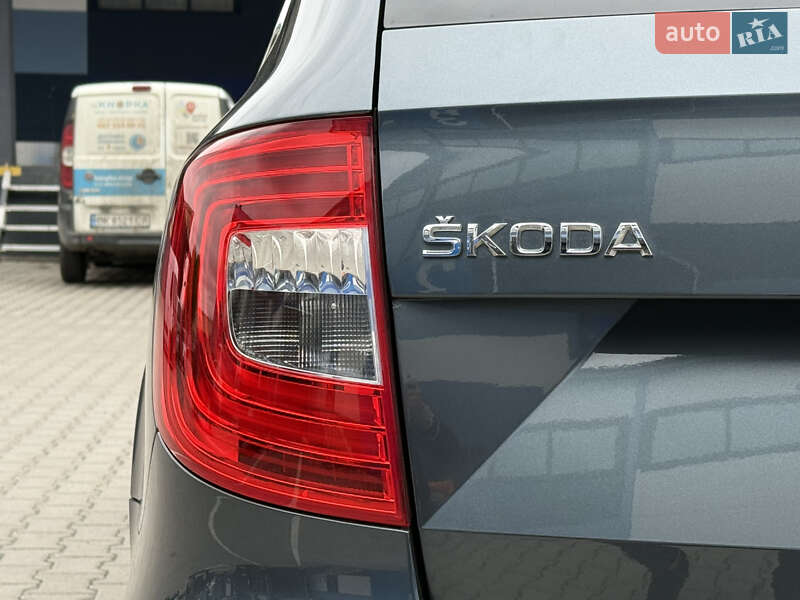 Универсал Skoda Superb 2015 в Ровно