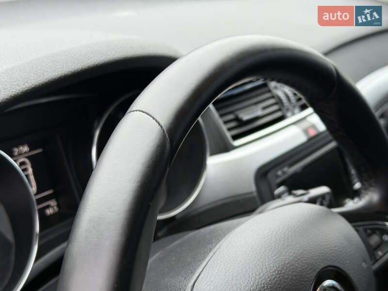 Универсал Skoda Superb 2015 в Ровно