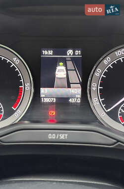 Лифтбек Skoda Superb 2017 в 