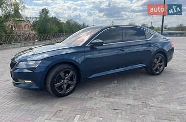 Ліфтбек Skoda Superb 2017 в 