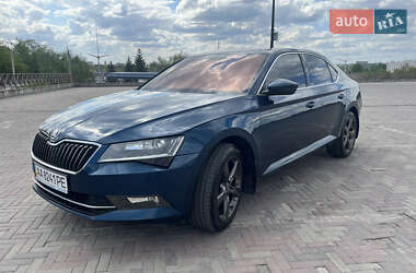 Ліфтбек Skoda Superb 2017 в 