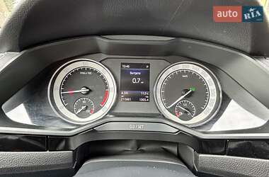 Ліфтбек Skoda Superb 2018 в 