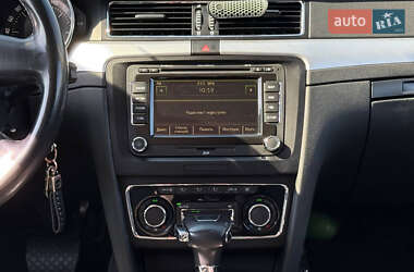Лифтбек Skoda Superb 2012 в 
