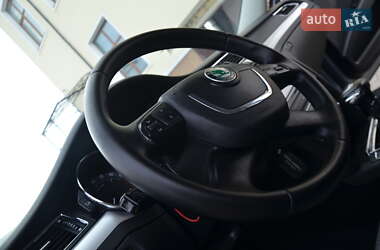 Лифтбек Skoda Superb 2011 в 