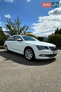 Універсал Skoda Superb 2017 в Виноградові