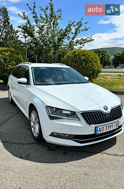 Универсал Skoda Superb 2017 в 