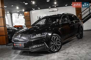 Универсал Skoda Superb 2020 в 