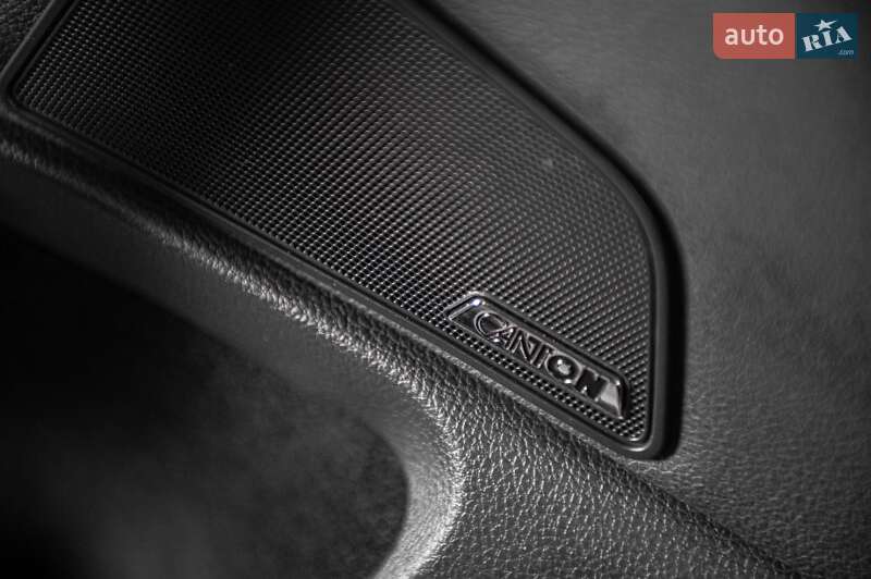 Універсал Skoda Superb 2020 в Ужгороді