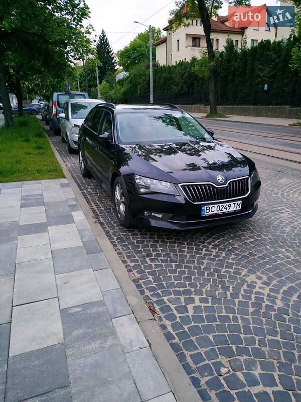 Универсал Skoda Superb 2017 в 
