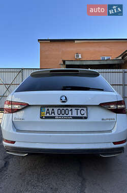 Універсал Skoda Superb 2017 в 
