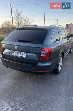 Универсал Skoda Superb 2014 в 