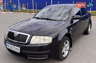 Ліфтбек Skoda Superb 2004 в 