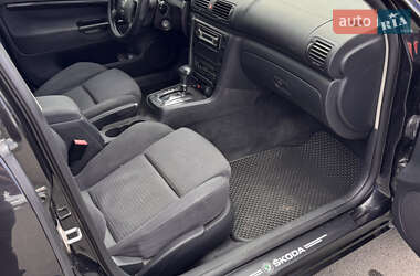 Ліфтбек Skoda Superb 2004 в 