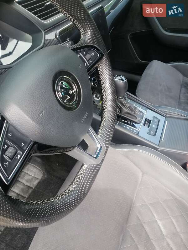 Универсал Skoda Superb 2017 в Умани