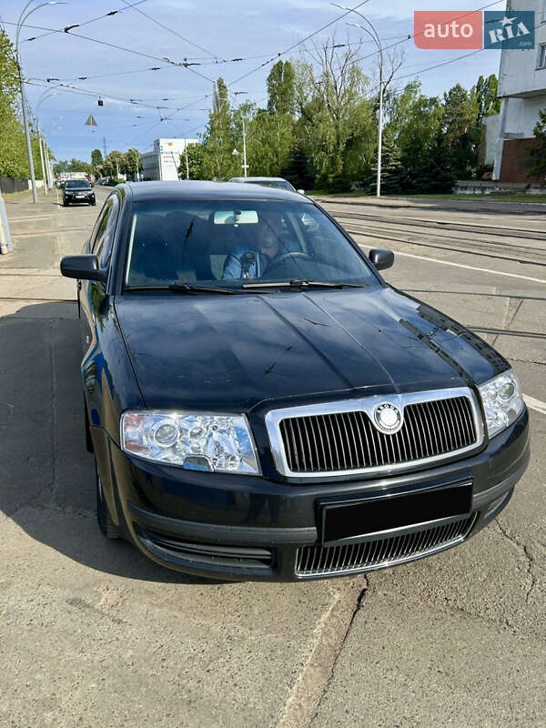 Лифтбек Skoda Superb 2005 в Киеве