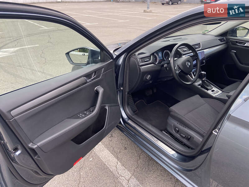 Універсал Skoda Superb 2019 в Києві