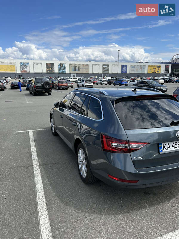 Універсал Skoda Superb 2018 в Києві