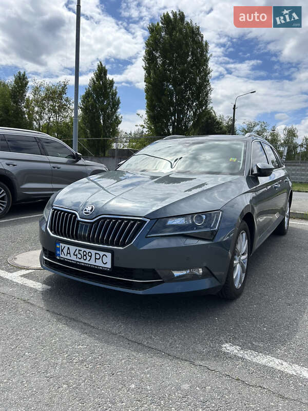Універсал Skoda Superb 2018 в Києві