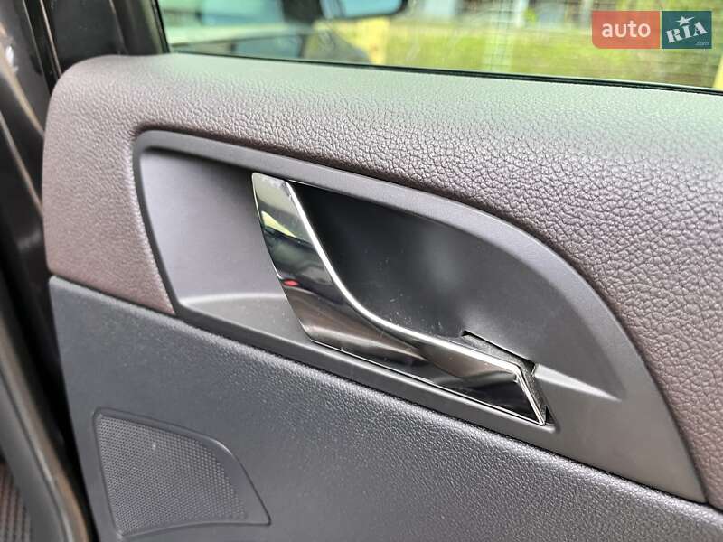 Универсал Skoda Superb 2012 в Николаеве фото 56 Универсал Skoda Superb 2012 в Николаеве