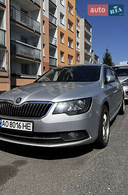 Лифтбек Skoda Superb 2013 в Киеве