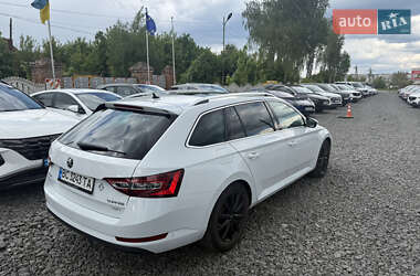 Універсал Skoda Superb 2017 в 